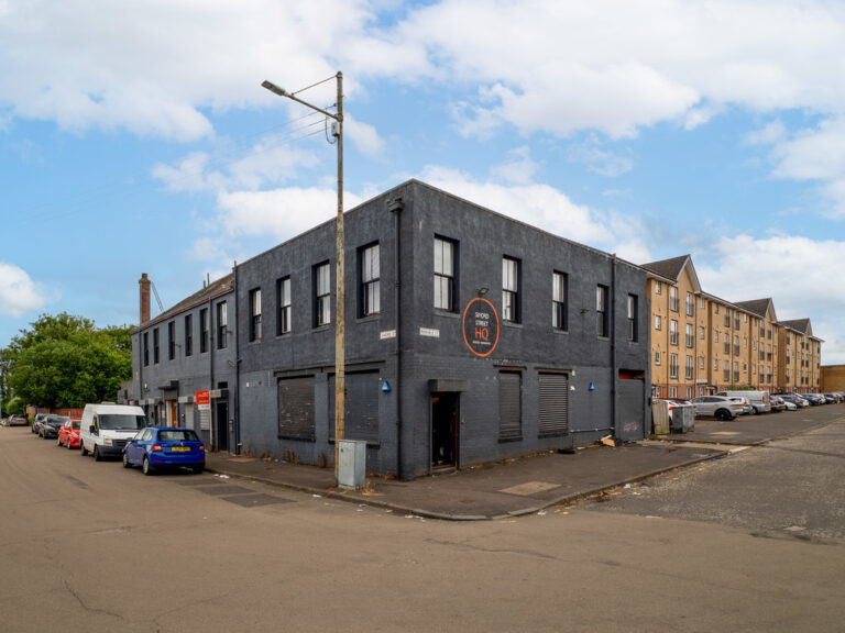Sword Street, Dennistoun