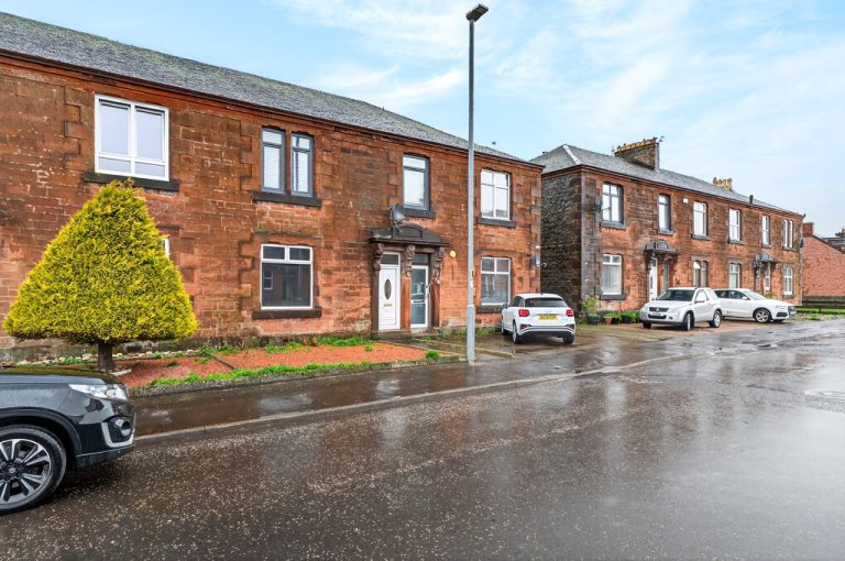 East Donnington Street, Darvel