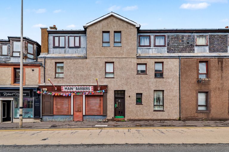 Main Street, Largs