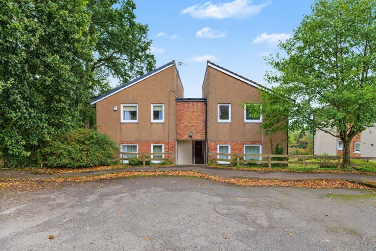 69A Beechwood Drive